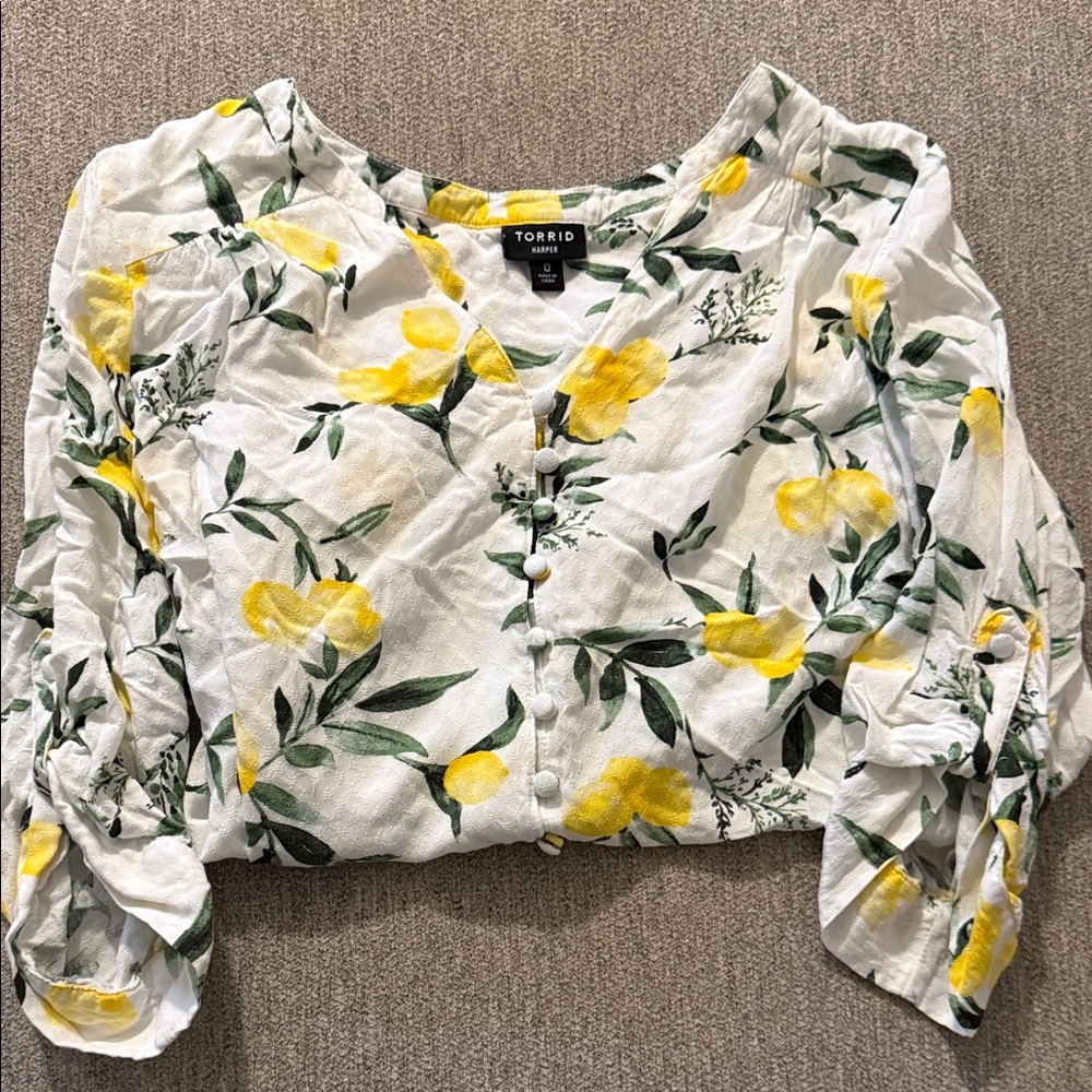 Torrid HarperWomen's Floral Top - White and Yellow